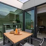 Huswell - Cozy Seaside With Terrace In Διαμέρισμα *
