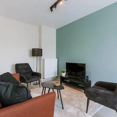 Huswell - Cozy Seaside With Terrace In * Oostende