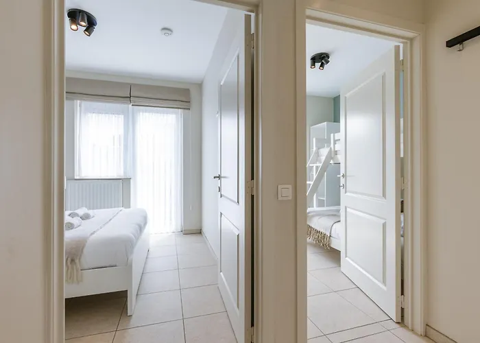 Huswell - Cozy Seaside With Terrace In Apartment Ostende